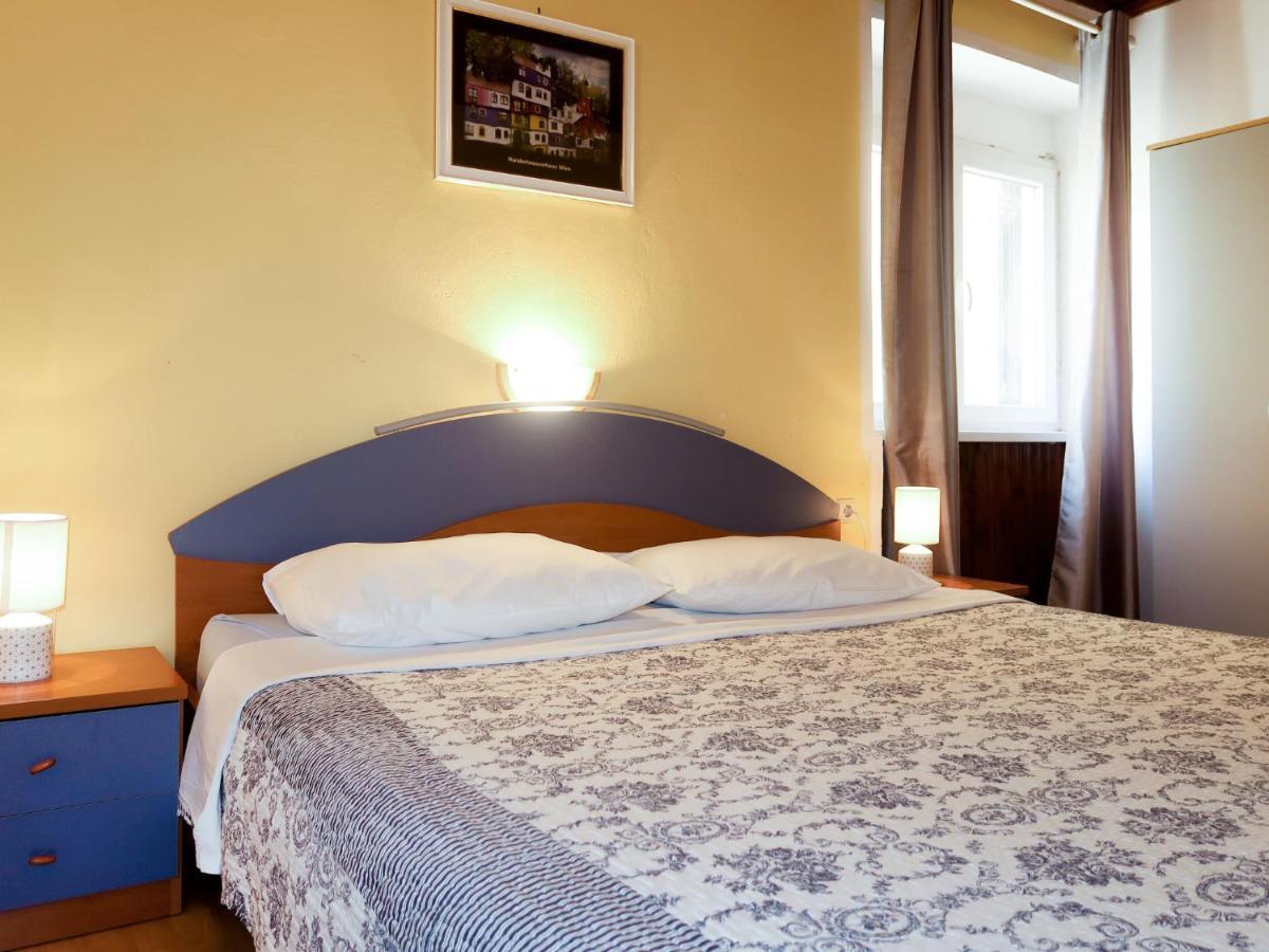 Apartment Ana - Rab166 By Interhome Barbat na Rabu Εξωτερικό φωτογραφία