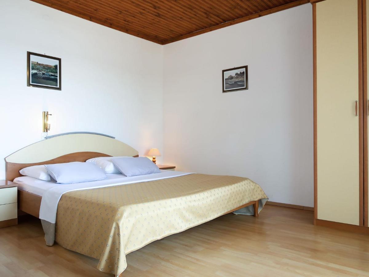 Apartment Ana - Rab166 By Interhome Barbat na Rabu Εξωτερικό φωτογραφία